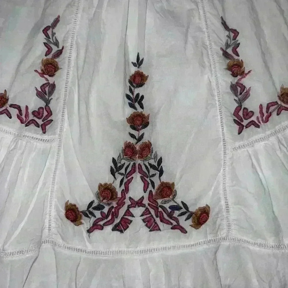 Free People White Floral Embroidered Dress Size S for Woman! - Picture 5 of 14